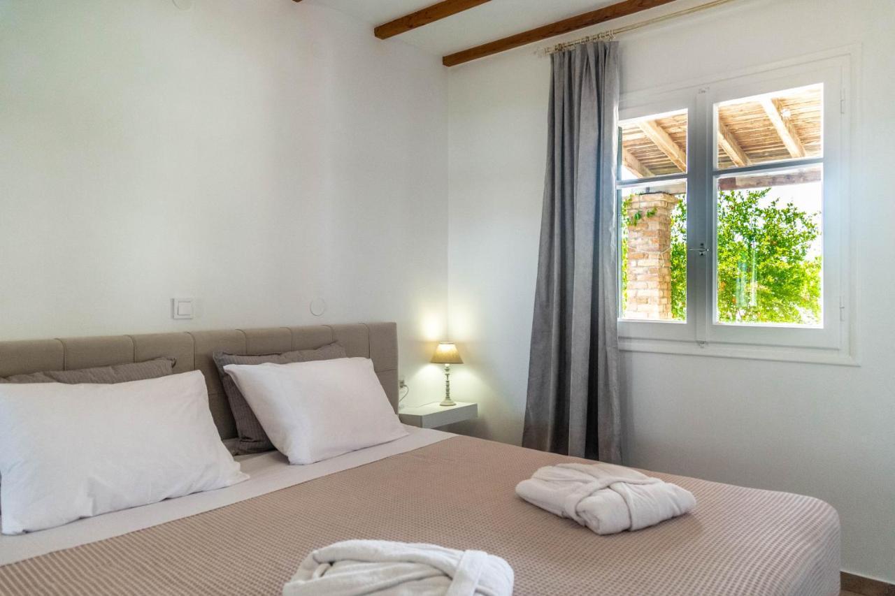 Terracotta Beach House Lefkimmi  Ngoại thất bức ảnh